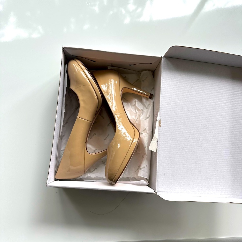 NWT Style&co, Size 9, Nikoletses Sesame